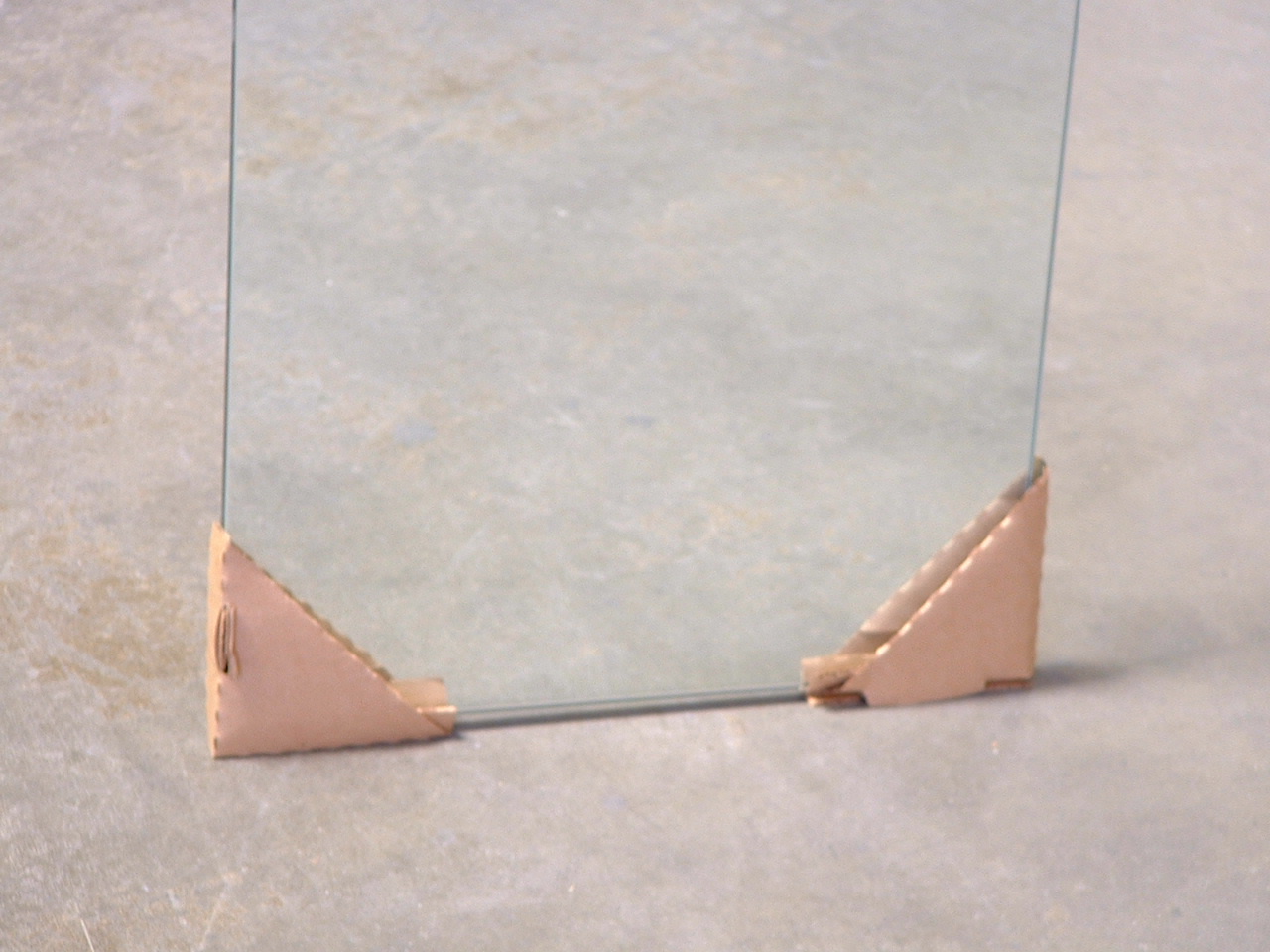 How To Handle Tempered Glass